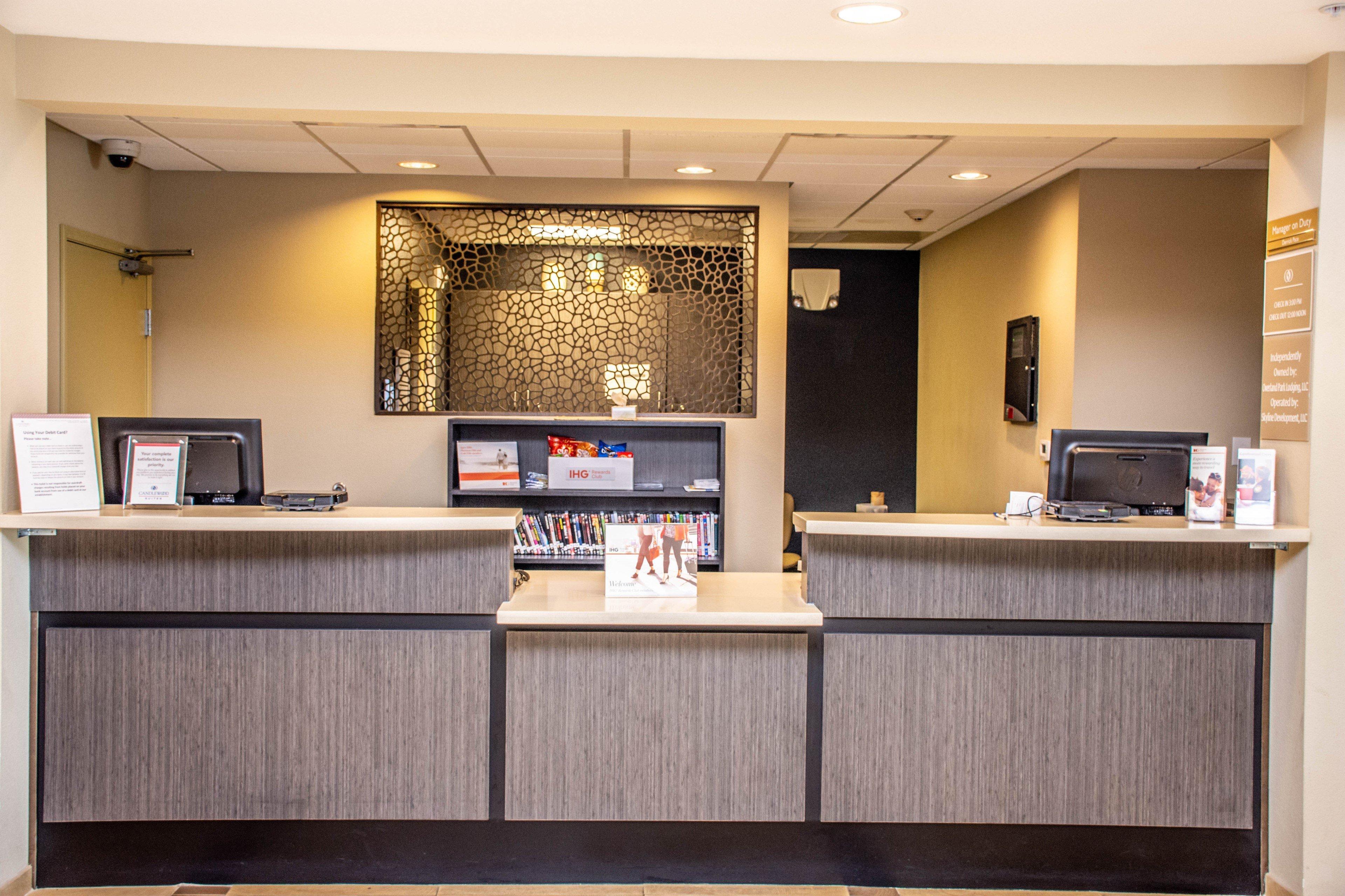Candlewood Suites Overland Park W 135Th St By Ihg Exterior photo