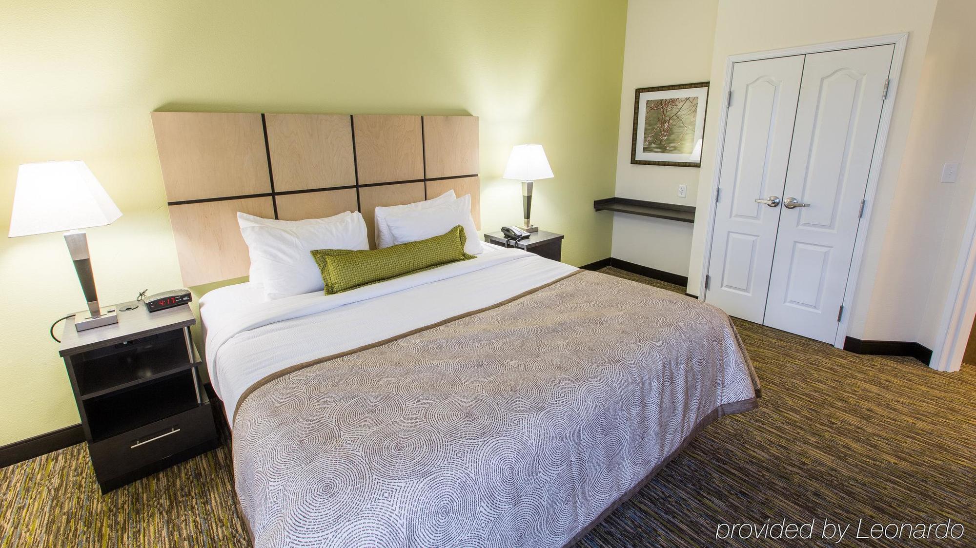 Candlewood Suites Overland Park W 135Th St By Ihg Exterior photo